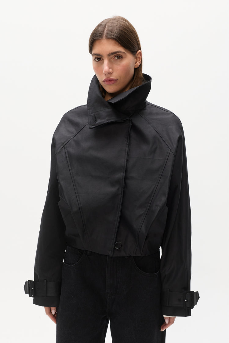 KOA CROPPED COAT - BLACK