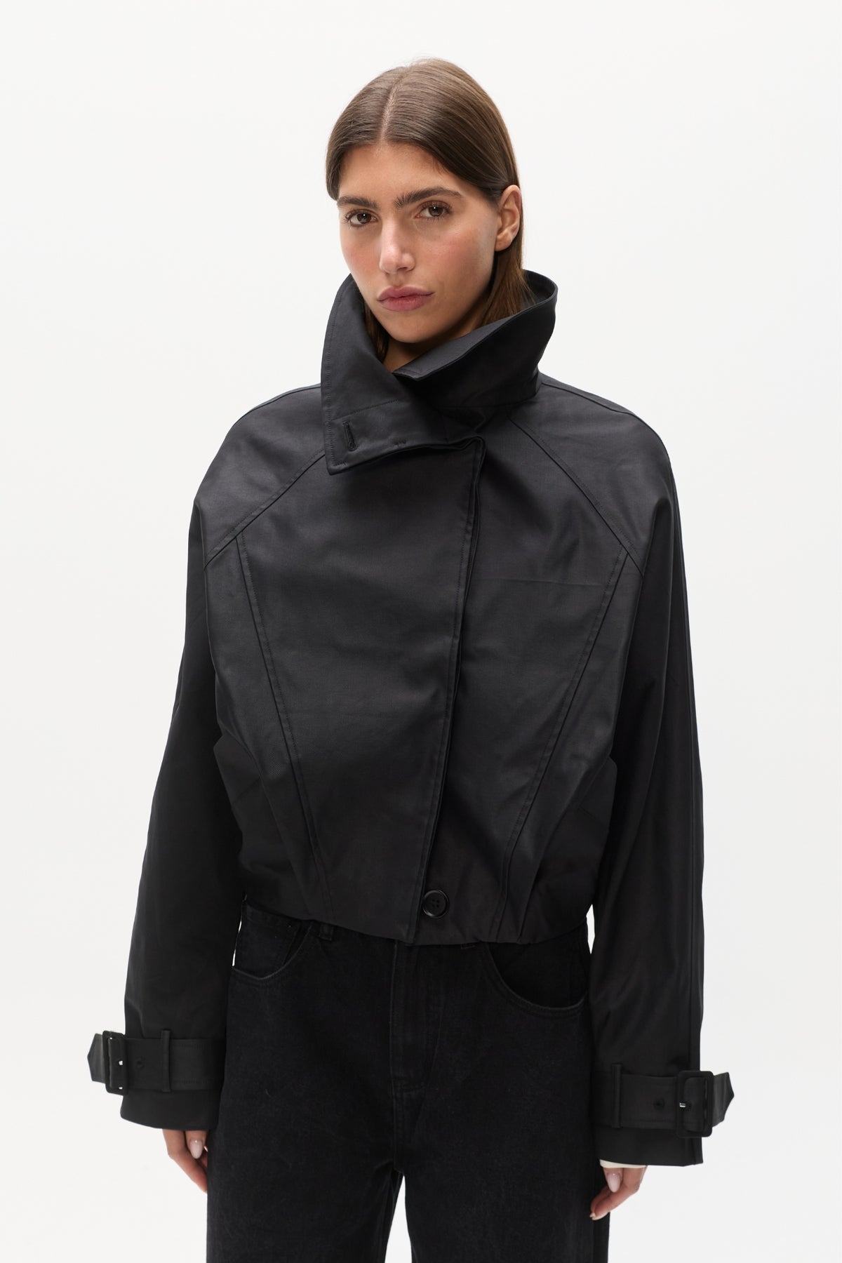 KOA CROPPED COAT - BLACK