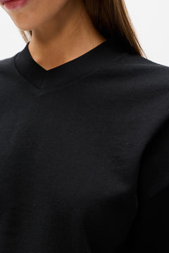 LEX V-NECK LONG SLEEVE TEE - BLACK