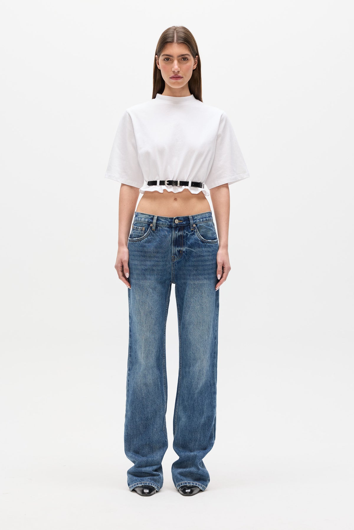 LINA T-SHIRT - CREMÉ WHITE