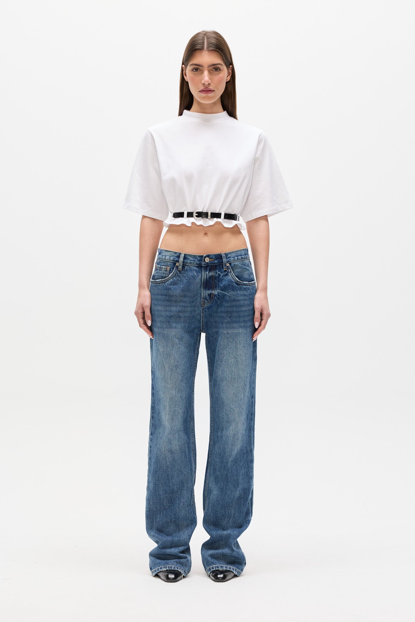 LINA T-SHIRT - CREMÉ WHITE