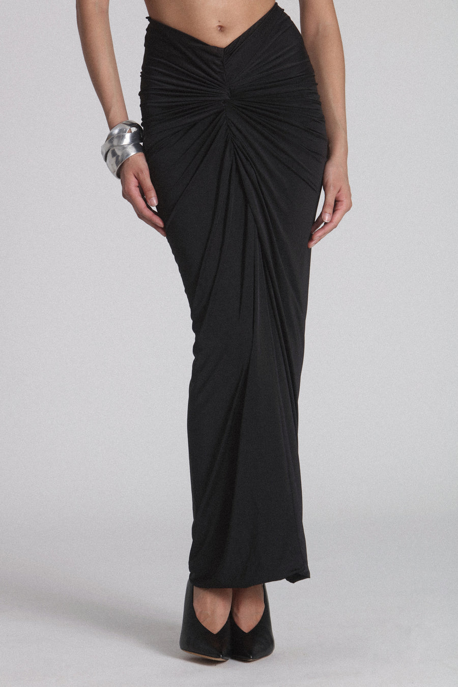 MANHATTAN MAXI SKIRT - BLACK