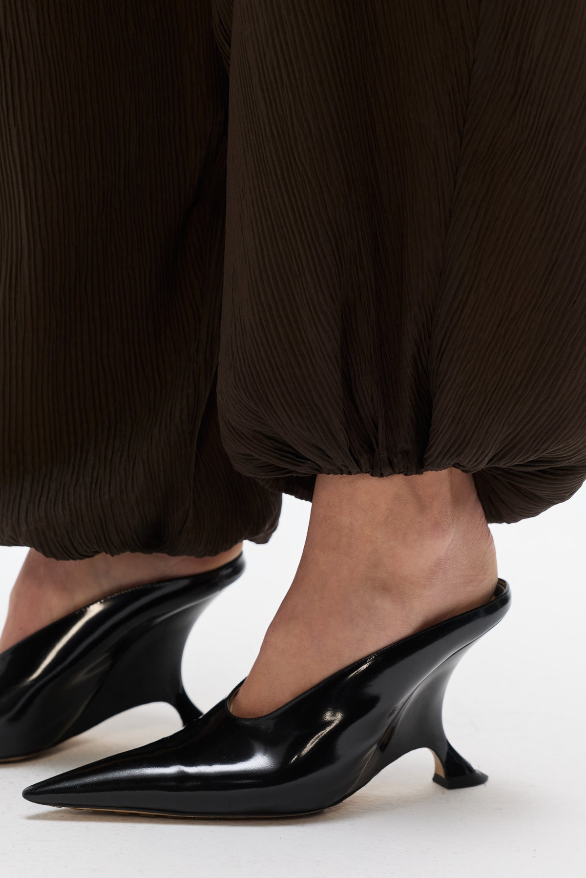 MOOD PANT - BROWN