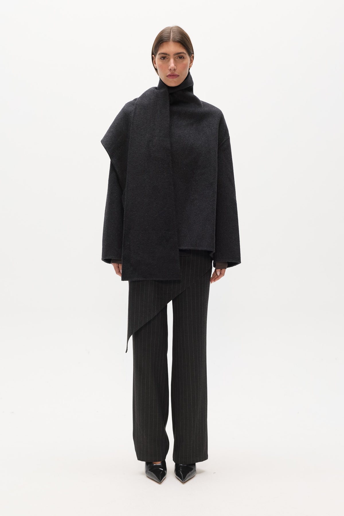 NOELLE SHORT COAT - DARK GREY