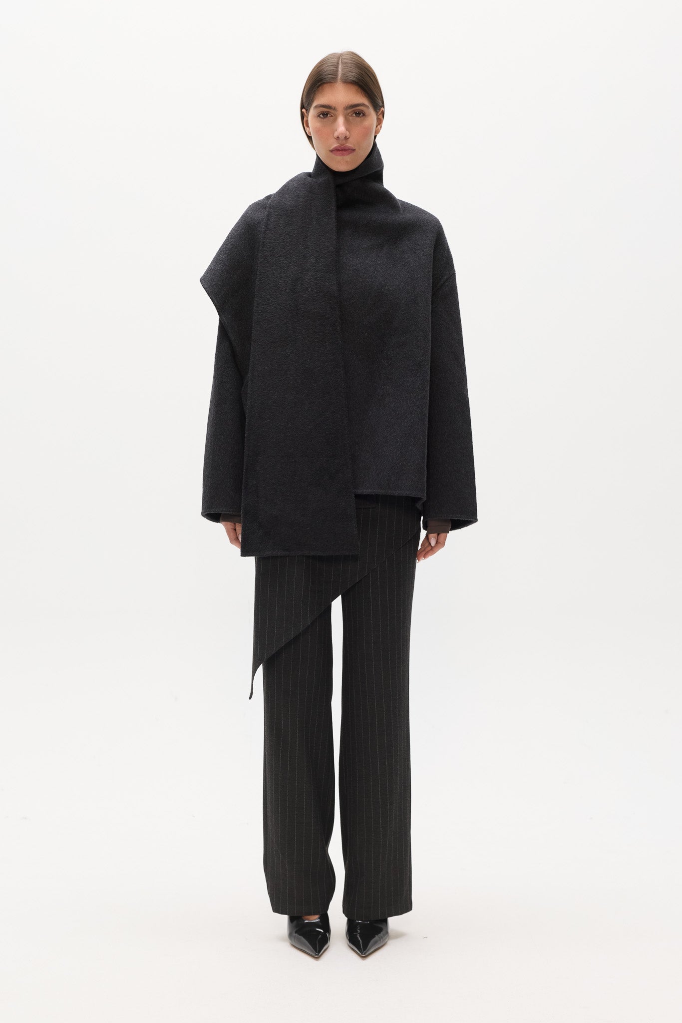 NOELLE SHORT COAT - DARK GREY