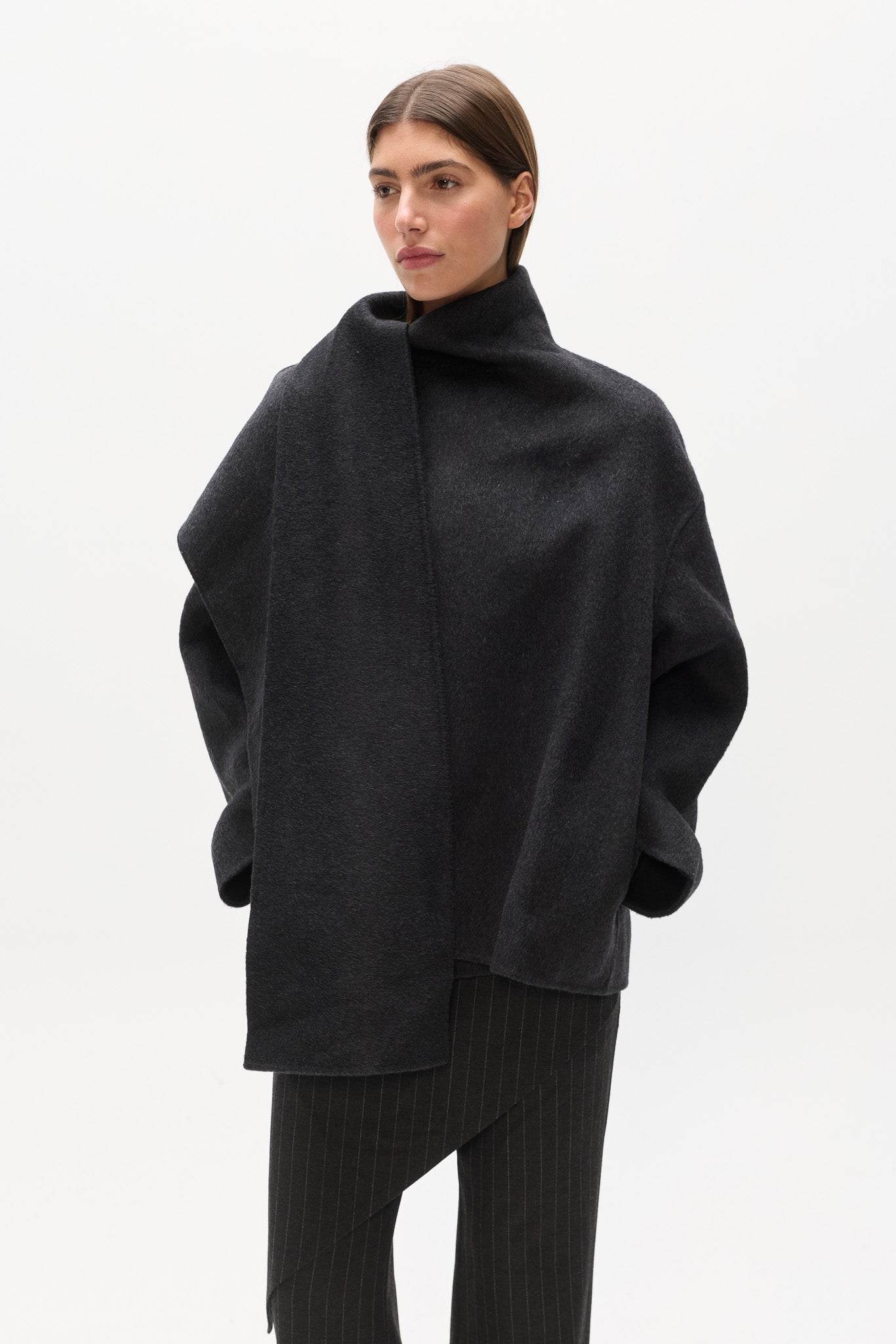 NOELLE SHORT COAT - DARK GREY