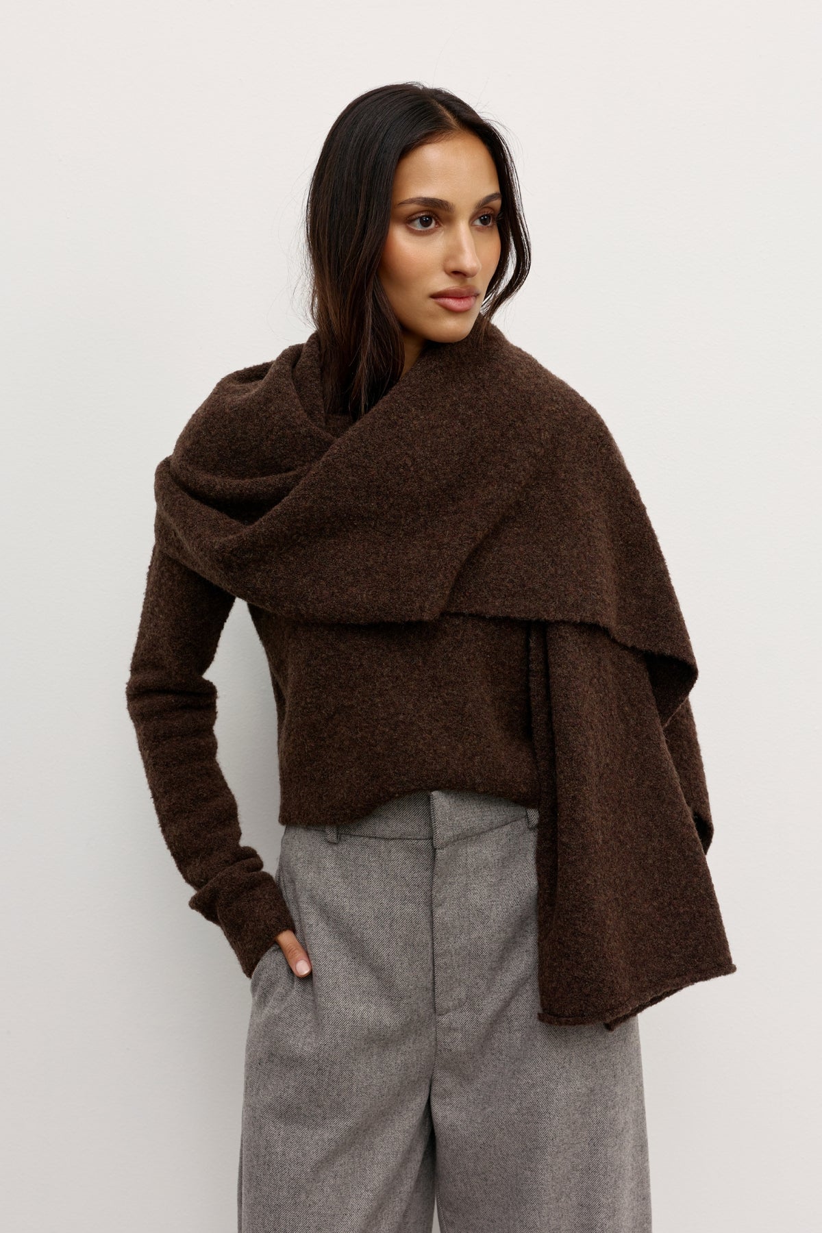 SOBA SCARF - BEAR