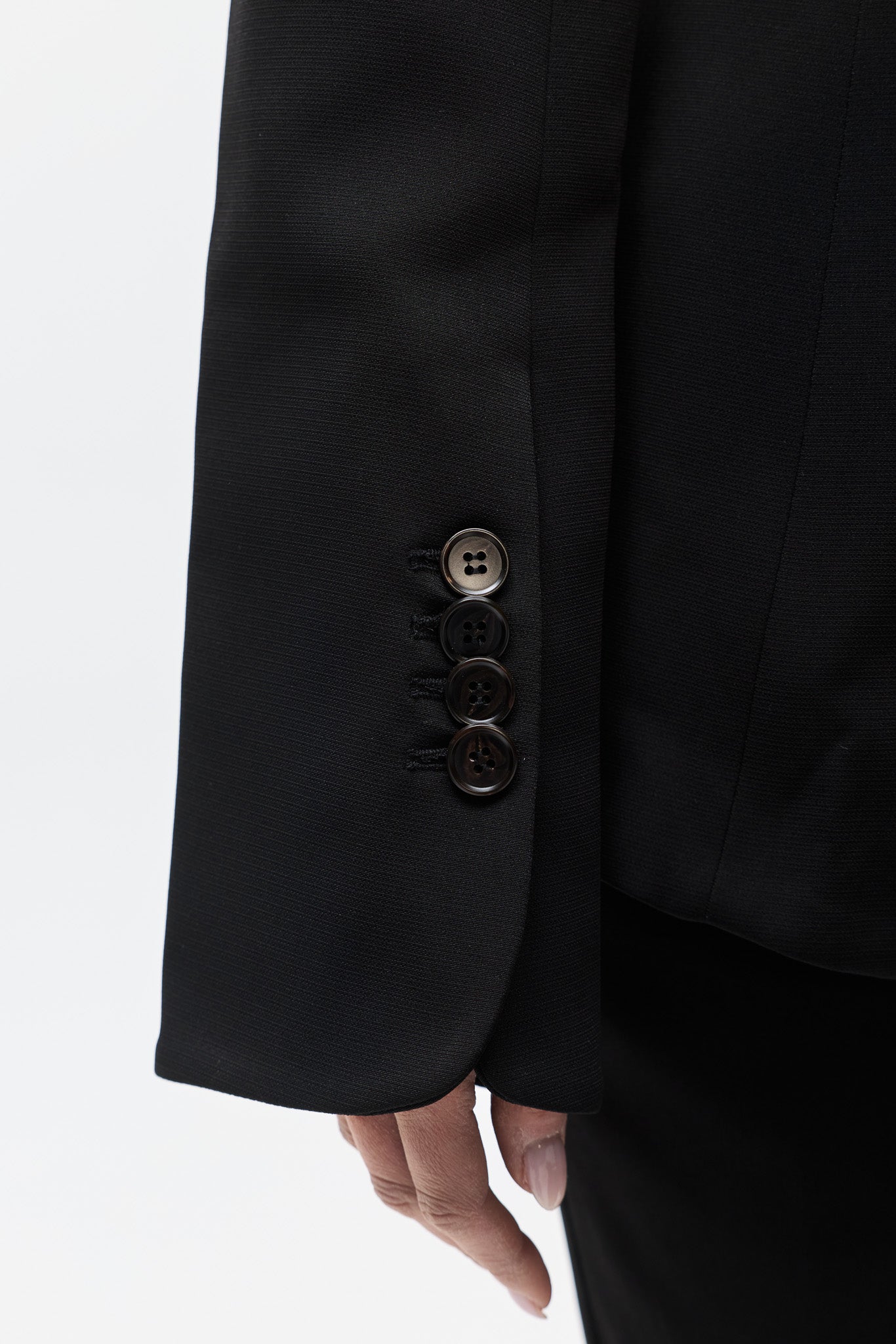STORM BLAZER - BLACK