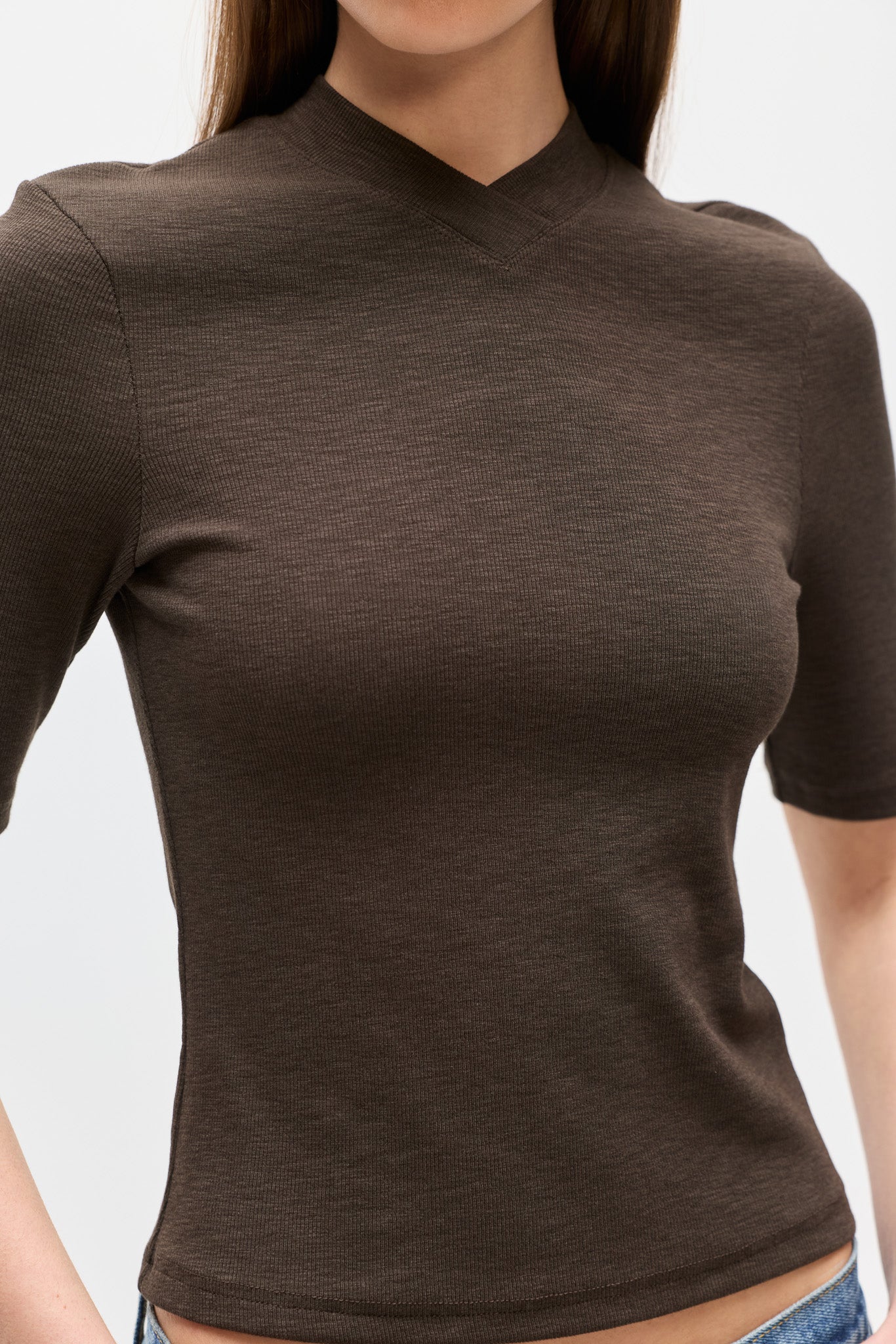 TINKA V NECK T-SHIRT - MUSHROOM