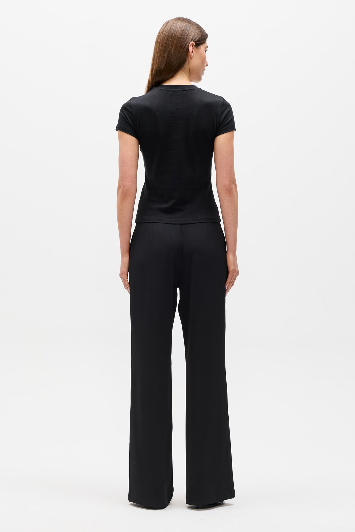 VISBY TEE - BLACK