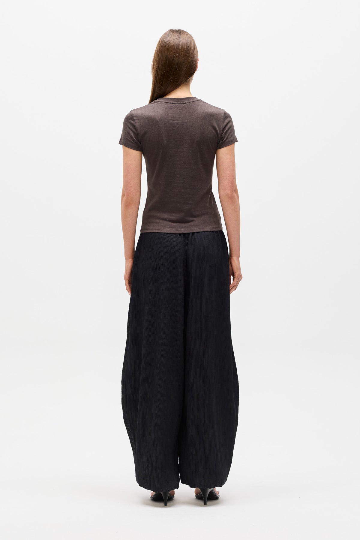 VISBY TEE - CAROB