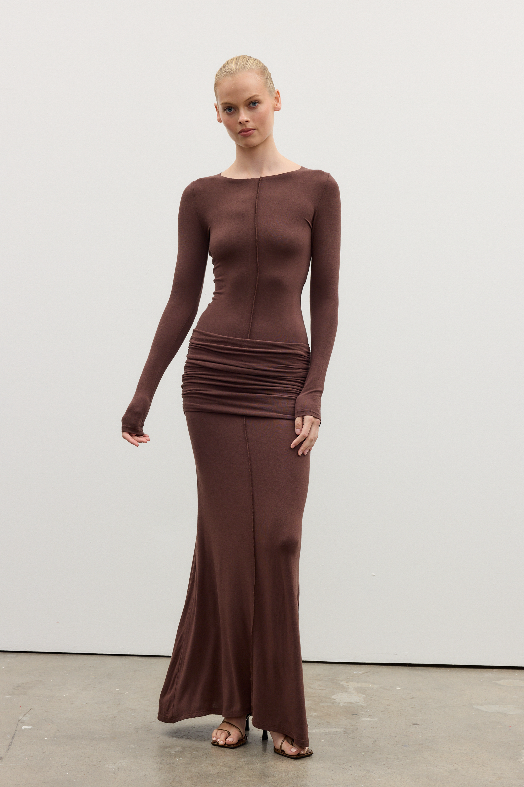 ANISA MAXI DRESS - CHOCOLATE